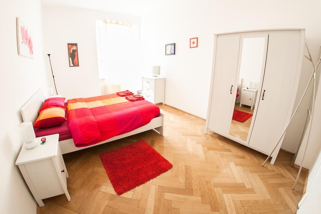 Villa Anita Rooms Bolzano Room photo